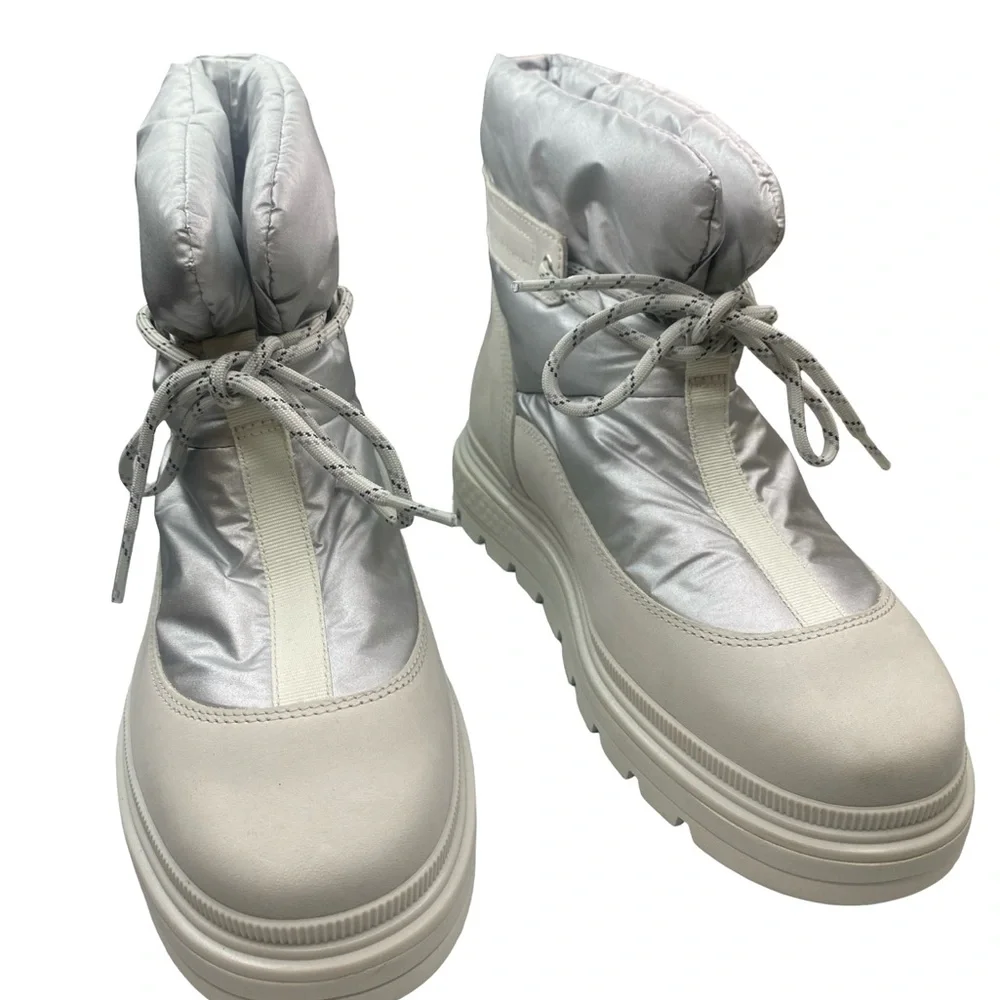 Timberland Women's Ray City White Silver Puffer Boots Size